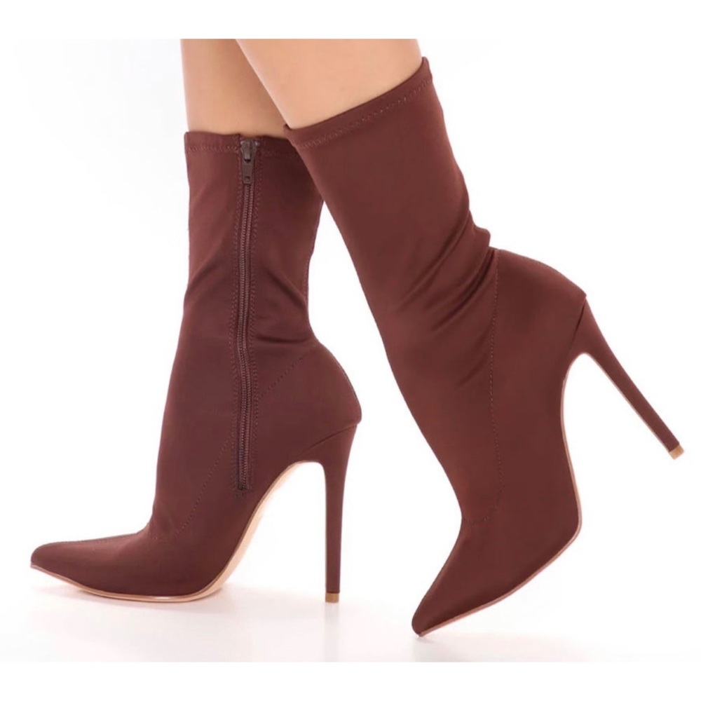 Fashion Nova Brown Chocolate Catch Me Later Booties Size 9